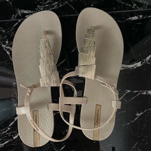 Women’s slides